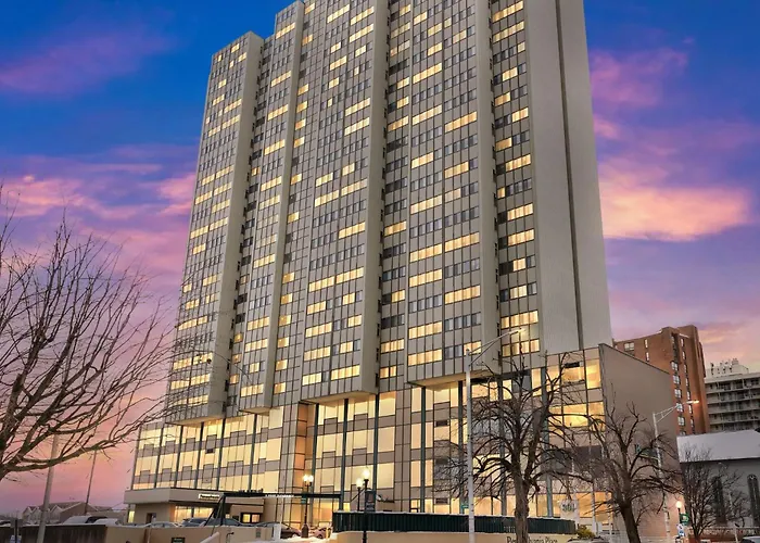 Pp 1203 Corporate 1Br, Pool, Free Parking, Gym