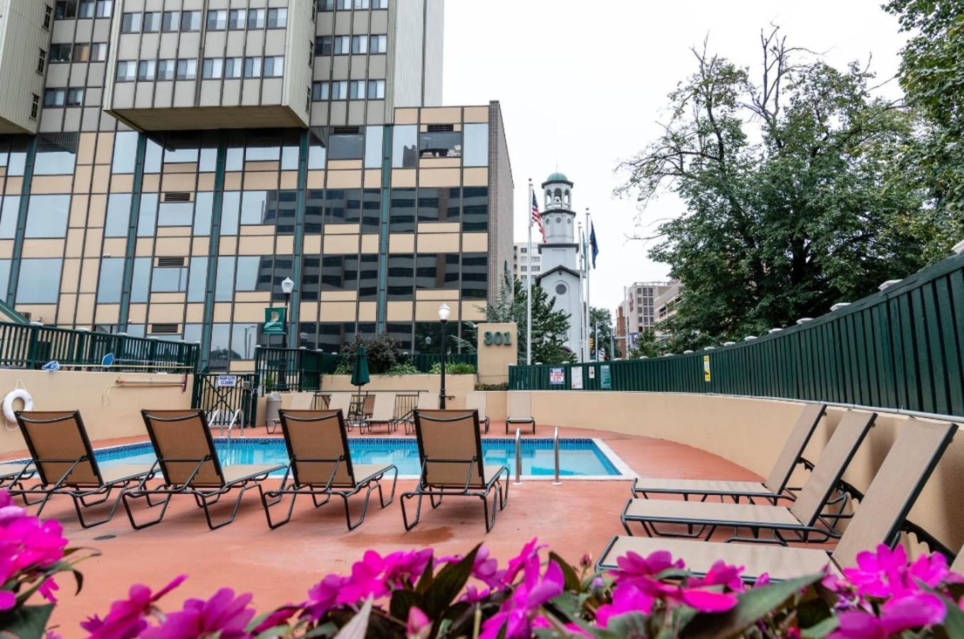 Pp 1203 Corporate 1br, Pool, Free Parking, Gym Apartment Harrisburg