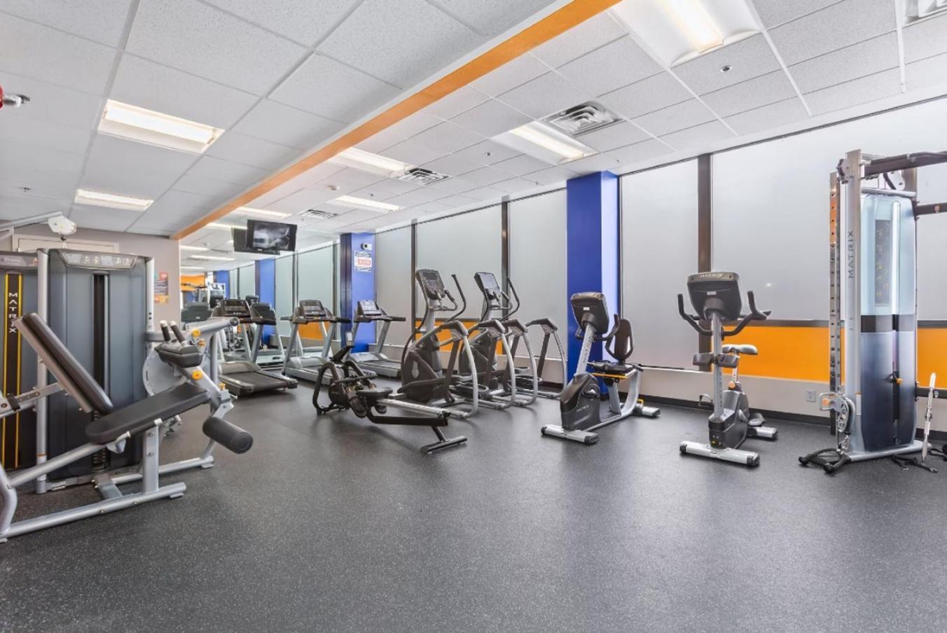 Pp 1203 Corporate 1br, Pool, Free Parking, Gym Apartment Harrisburg